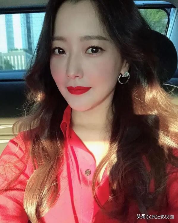 韩国女星朴敏英整容,朴敏英被称为韩国整容界女星范本