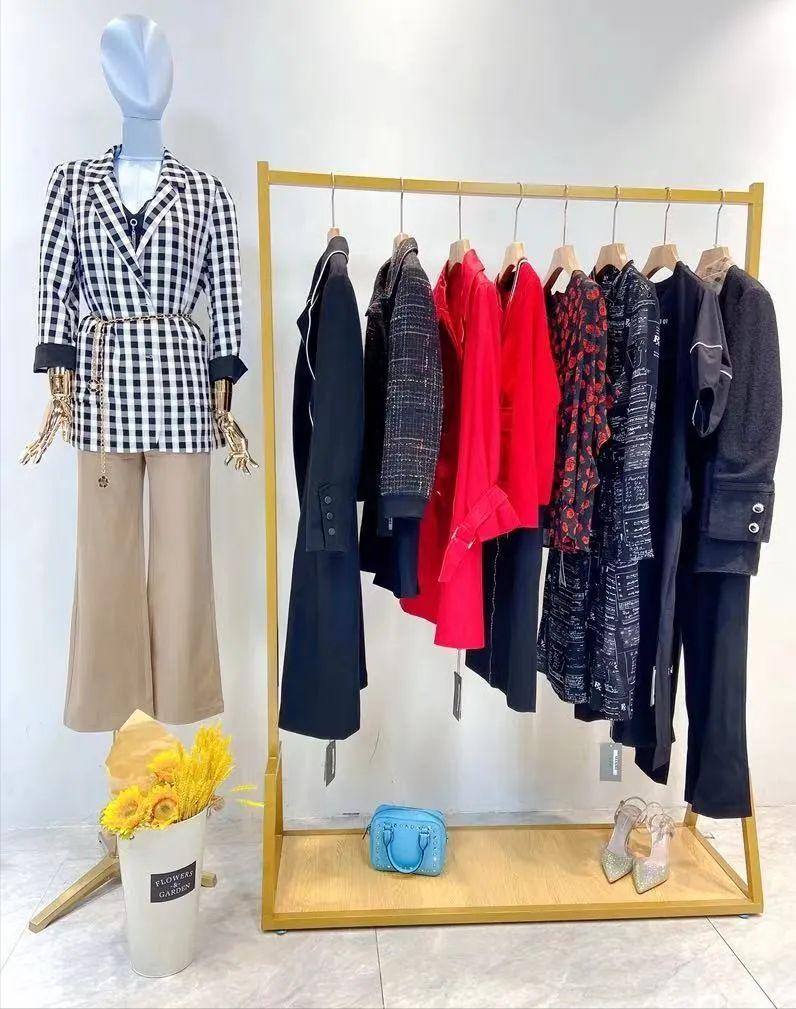 诗篇风衣女,诗篇品牌折扣女装直播