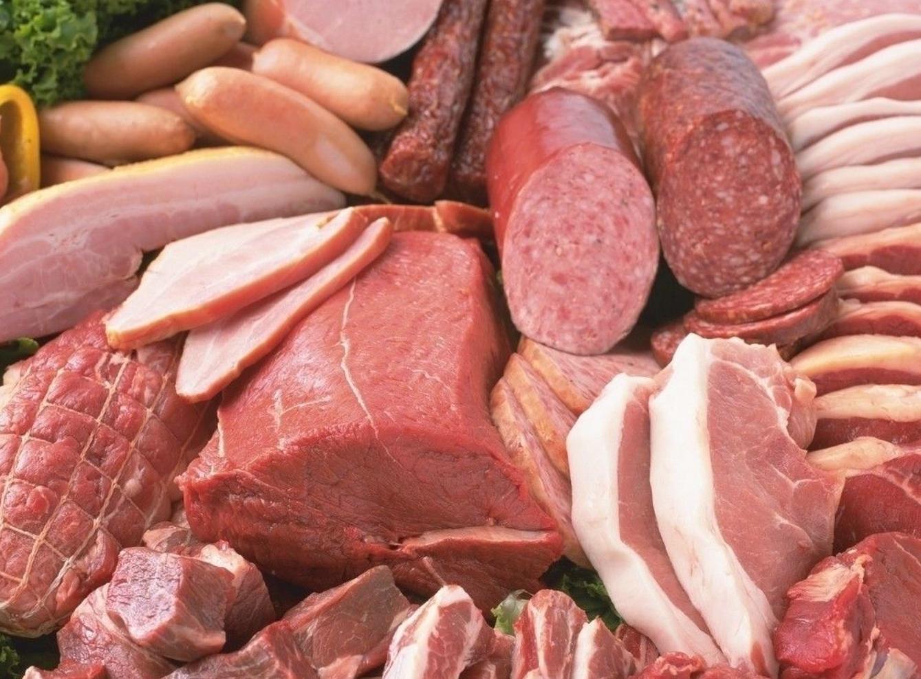 10岁男孩被奶奶喂出痛风，走路要用拐杖，医生：别吃太好了