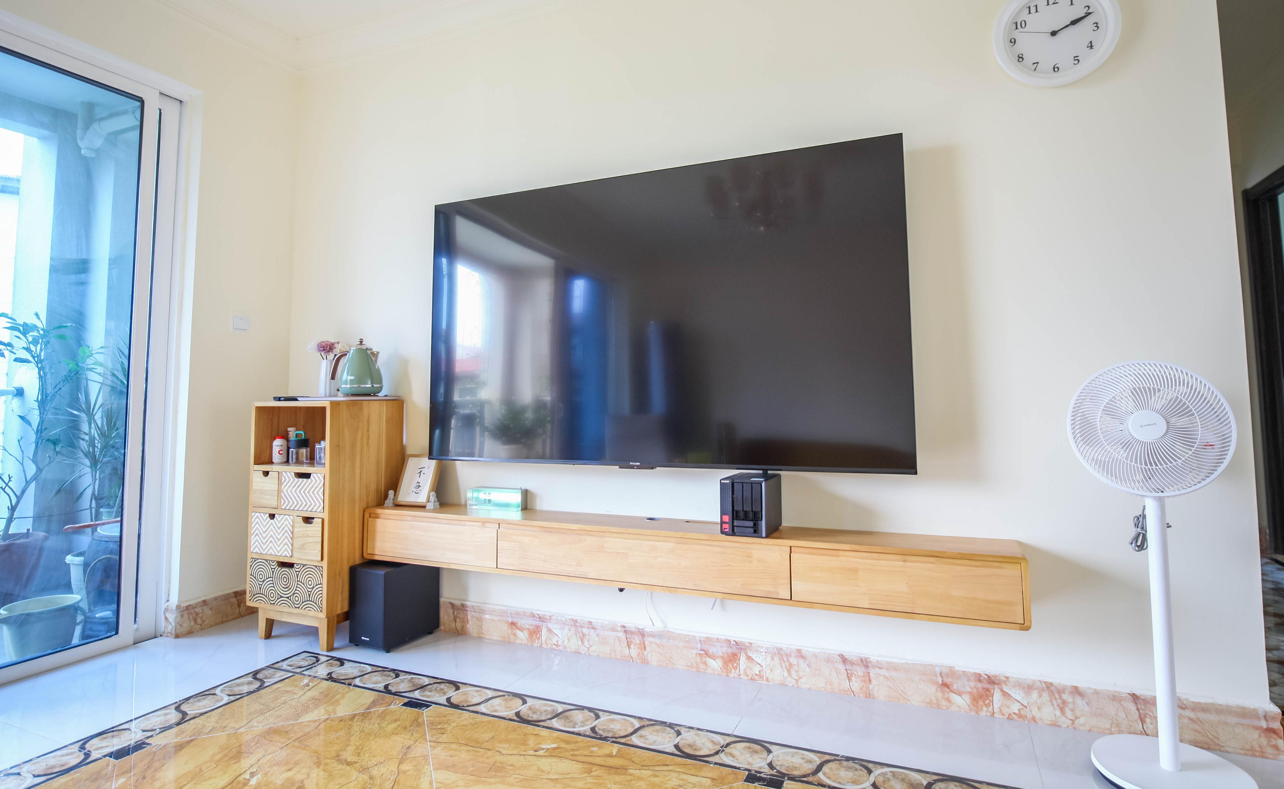 文能追剧刷大片，武能模拟玩赛车——雷鸟鹏7MAX游戏电视入手记