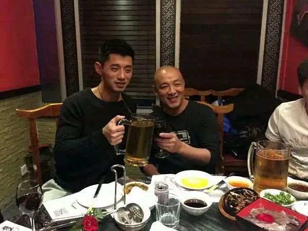 王曼昱肖战张继科视频,肖战张继科王曼昱