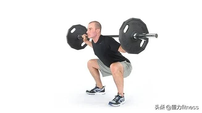 杠铃蹲要数量还是质量,杠铃箭步蹲和杠铃深蹲哪个好