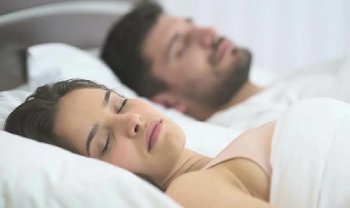 女子买“伟哥”偷偷喂老公，结果如何？医生：这药可不能这么吃