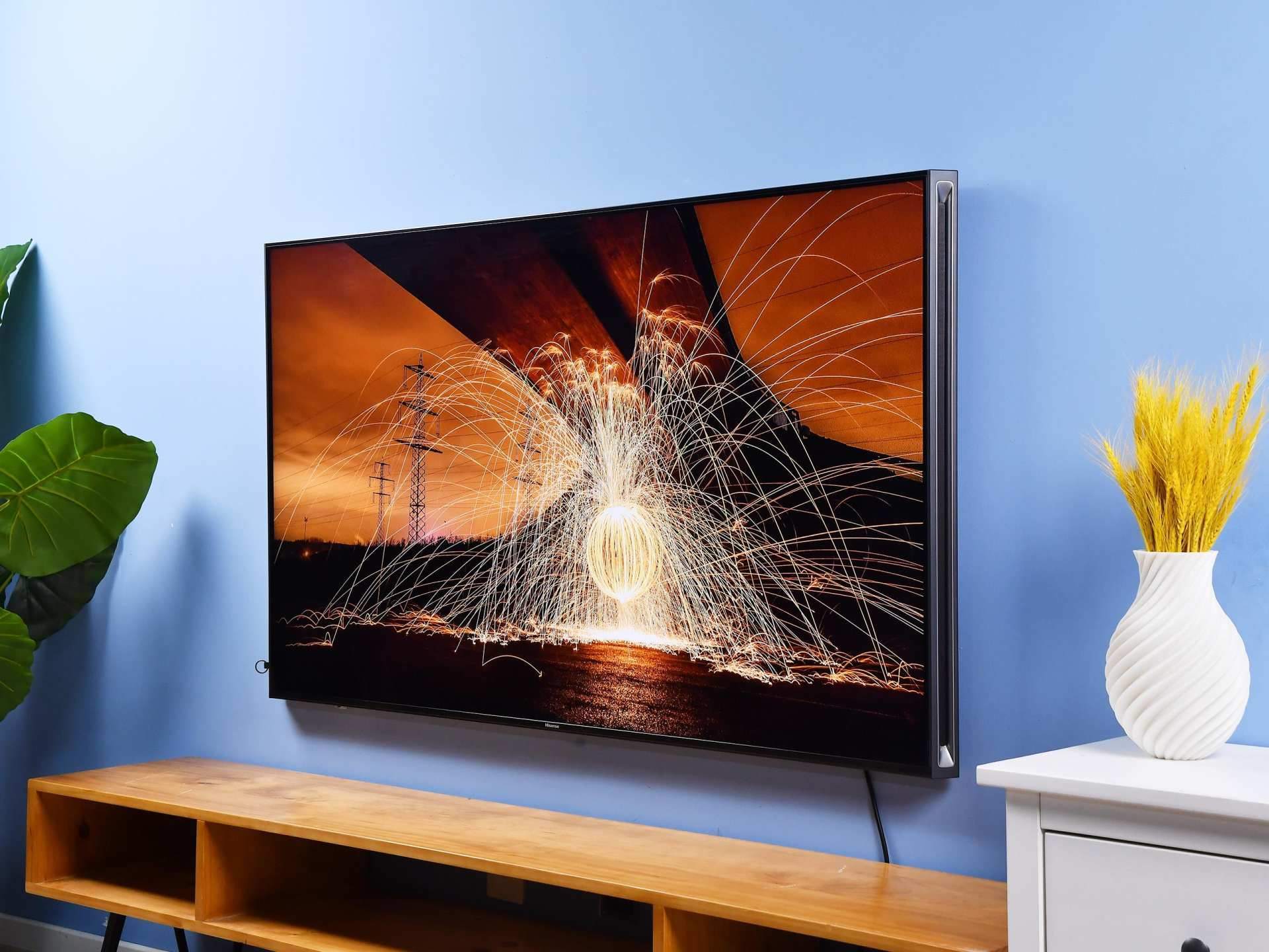 2022年电视峰值亮度TOP5：海信第一，TCL第三，小米化身守门员