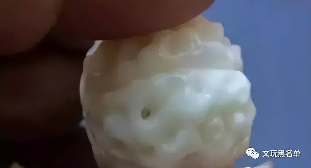 这些让我笑得合不拢腿的金刚菩提！笑完竟然有点想要