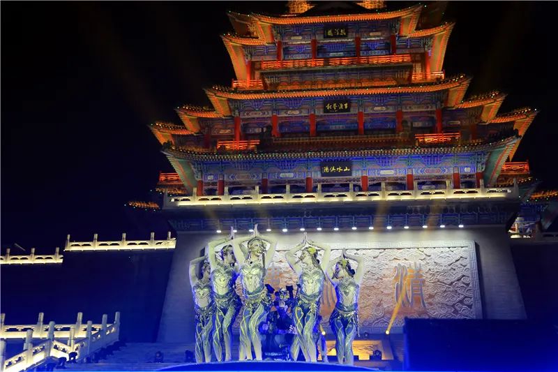 “千年老咸阳活力新渭城”主题文艺演出《杂技专场》震撼亮相