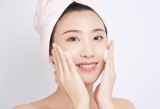 底妆干净透彻需要用遮瑕吗,底妆怎样遮瑕不卡粉