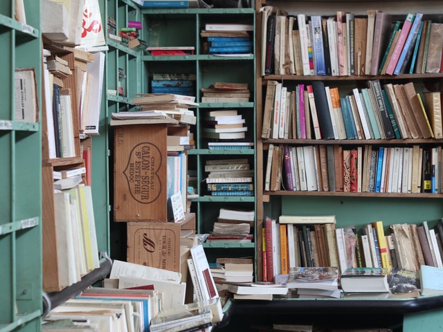 贫困大学生怎样赚钱,贫困生考上大学可以拿多少钱