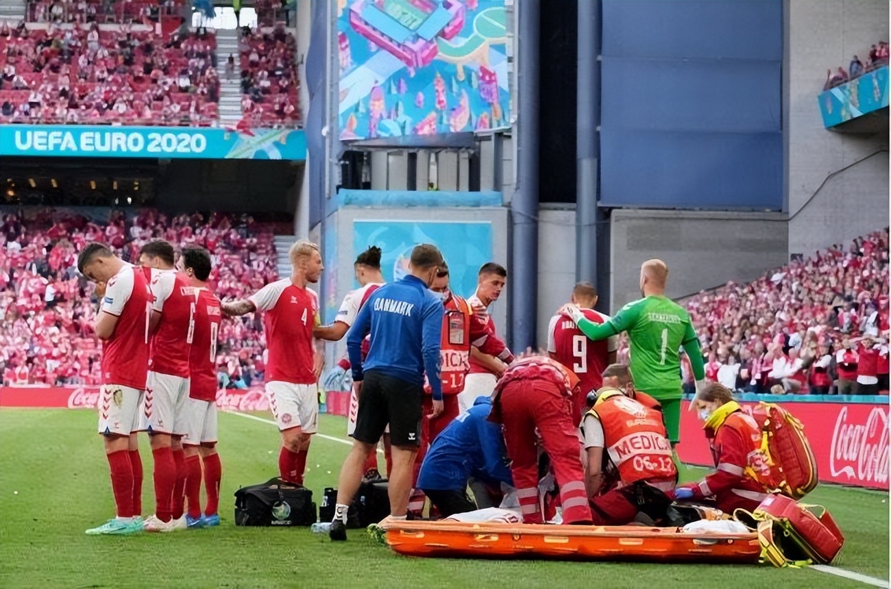 世界杯英雄史诗阿根廷登顶,世界杯英雄归来时刻