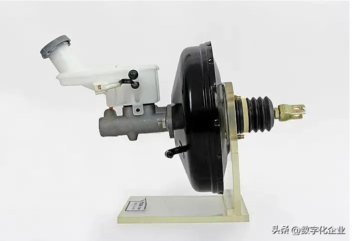 汽车的零件基本结构,汽车的零部件都是怎么加工的