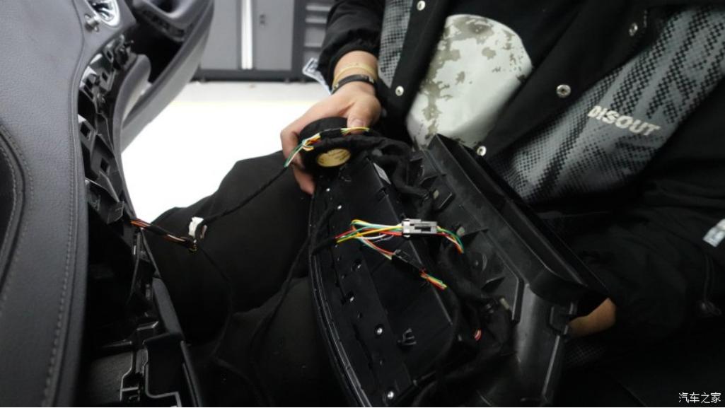 奔驰amggt63s升级先行版包围,奔驰amgc63改装外观