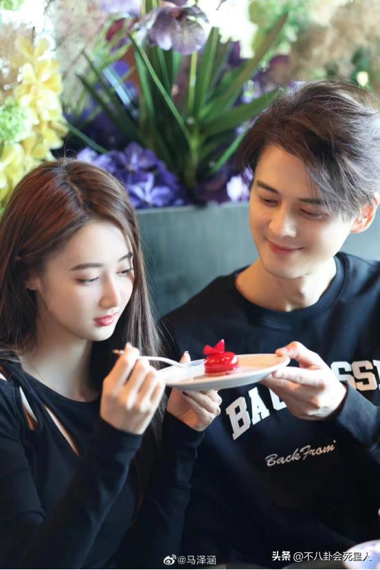 男明星吴卓羲,吴卓羲众多明星同台