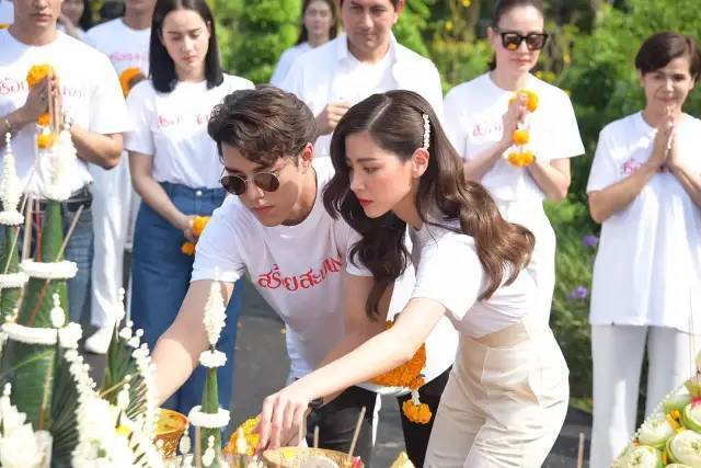 2022首部猛片，继《釜山行》后又来一部韩式泡菜丧尸电影