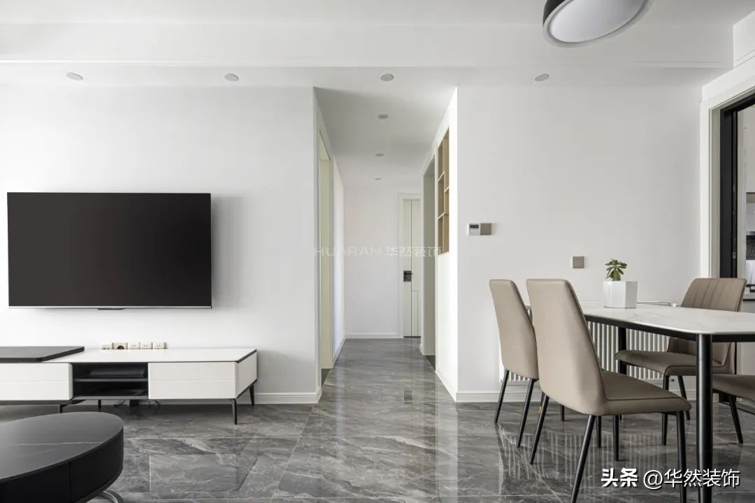 客厅一点也不高级,简单大气上档次的客厅电视背景墙