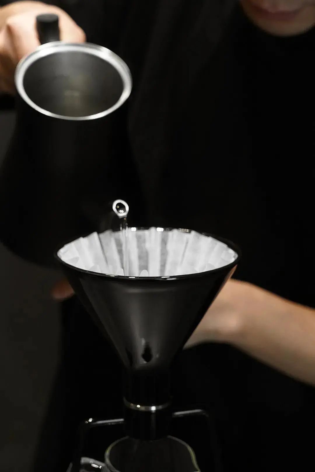 坐在池袋的咖啡店，想起点将台的燕子风铃