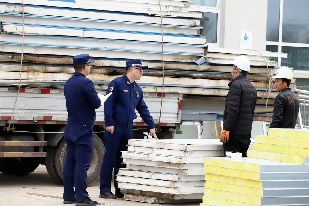 农村旧房顶改造翻新算违建吗,农村瓦房加高换顶算违建吗