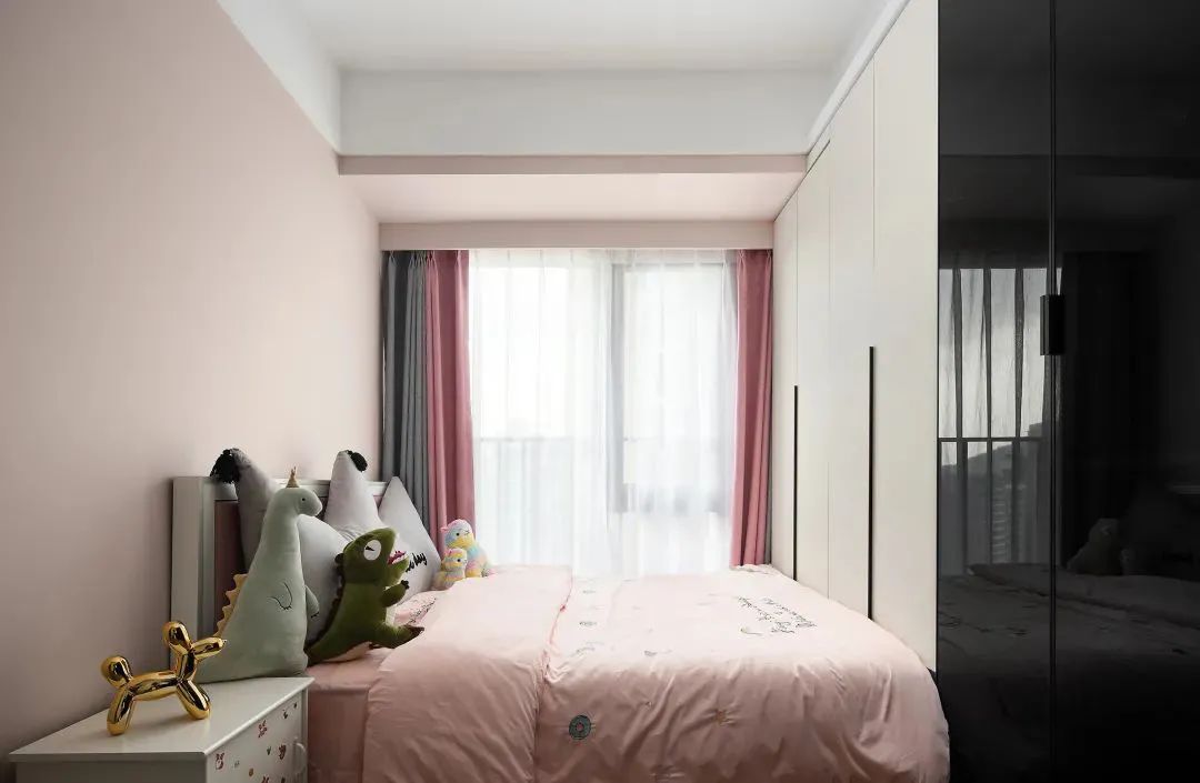 吧台设计效果图客厅到餐厅的隔断,客餐厅吧台隔断柜简约现代