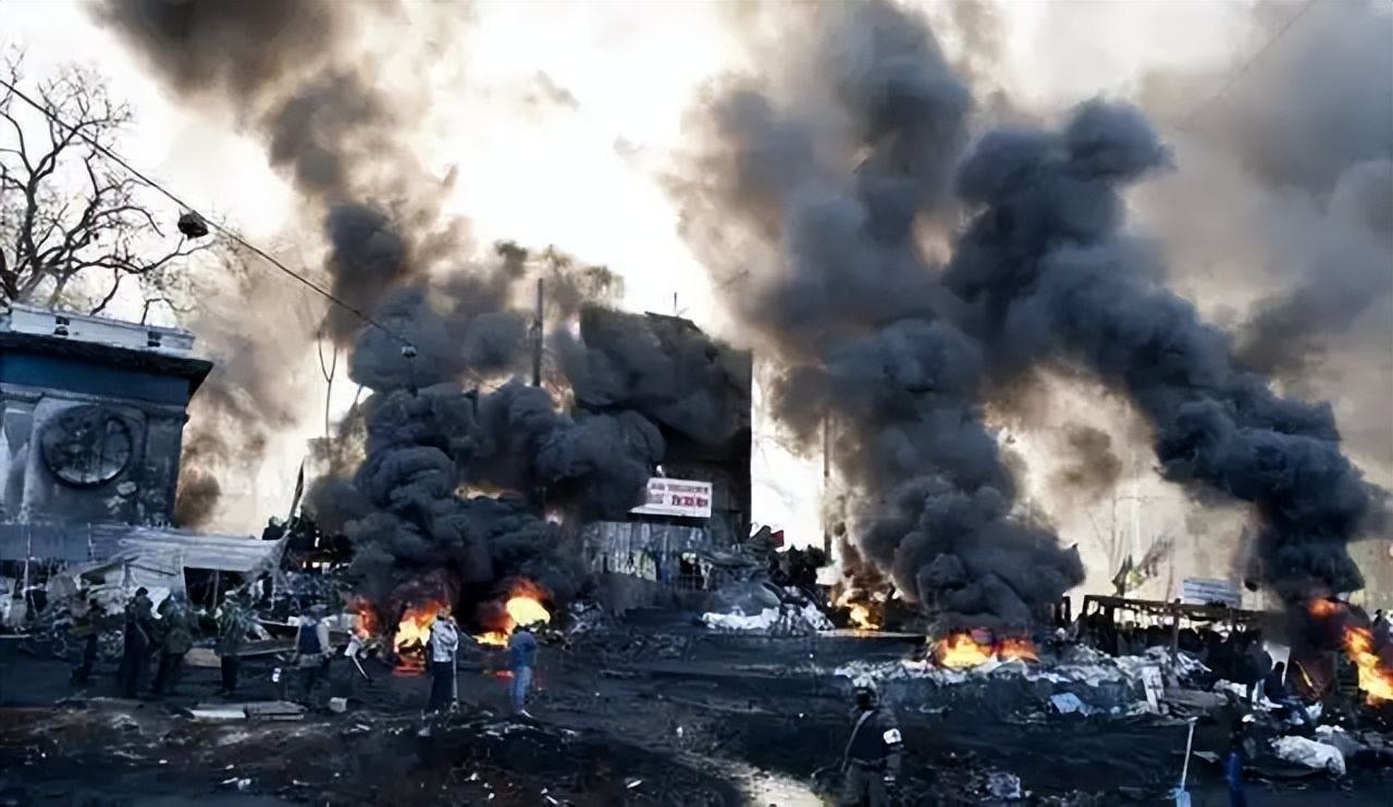 俄乌战火给老百姓带来灾难,俄乌战火点燃粮食价格