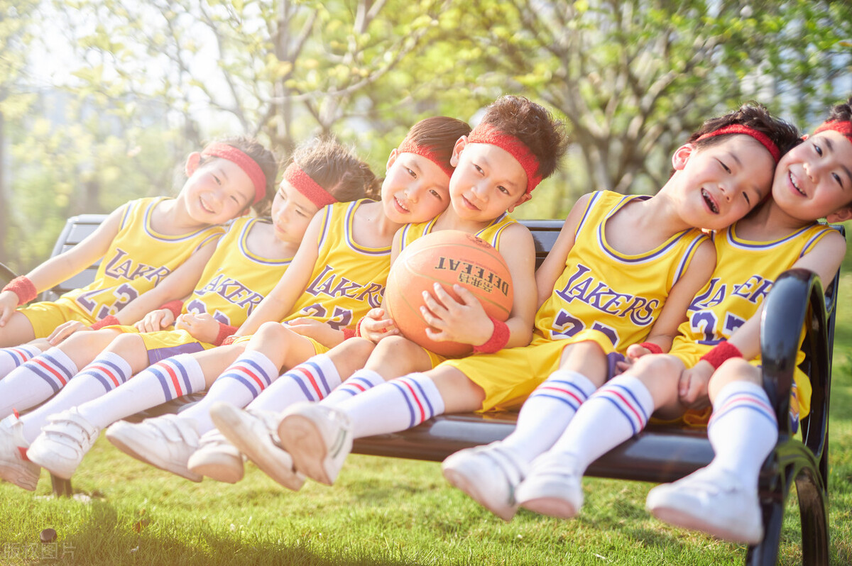 绿色大草坪,绿色足球场感受