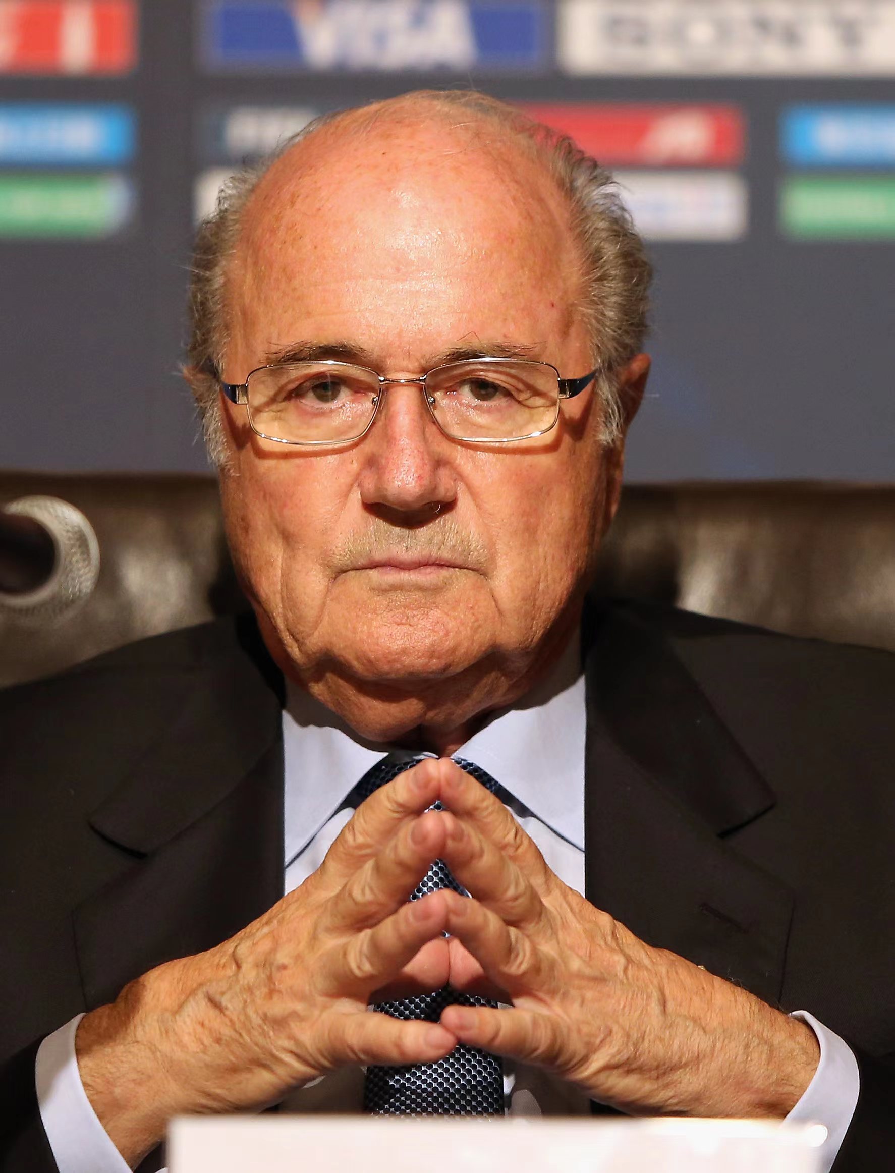 足坛教父朗尼克,足坛教父