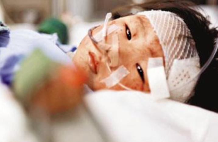 温州小伊伊现状,温州动车事故小伊伊谁救的