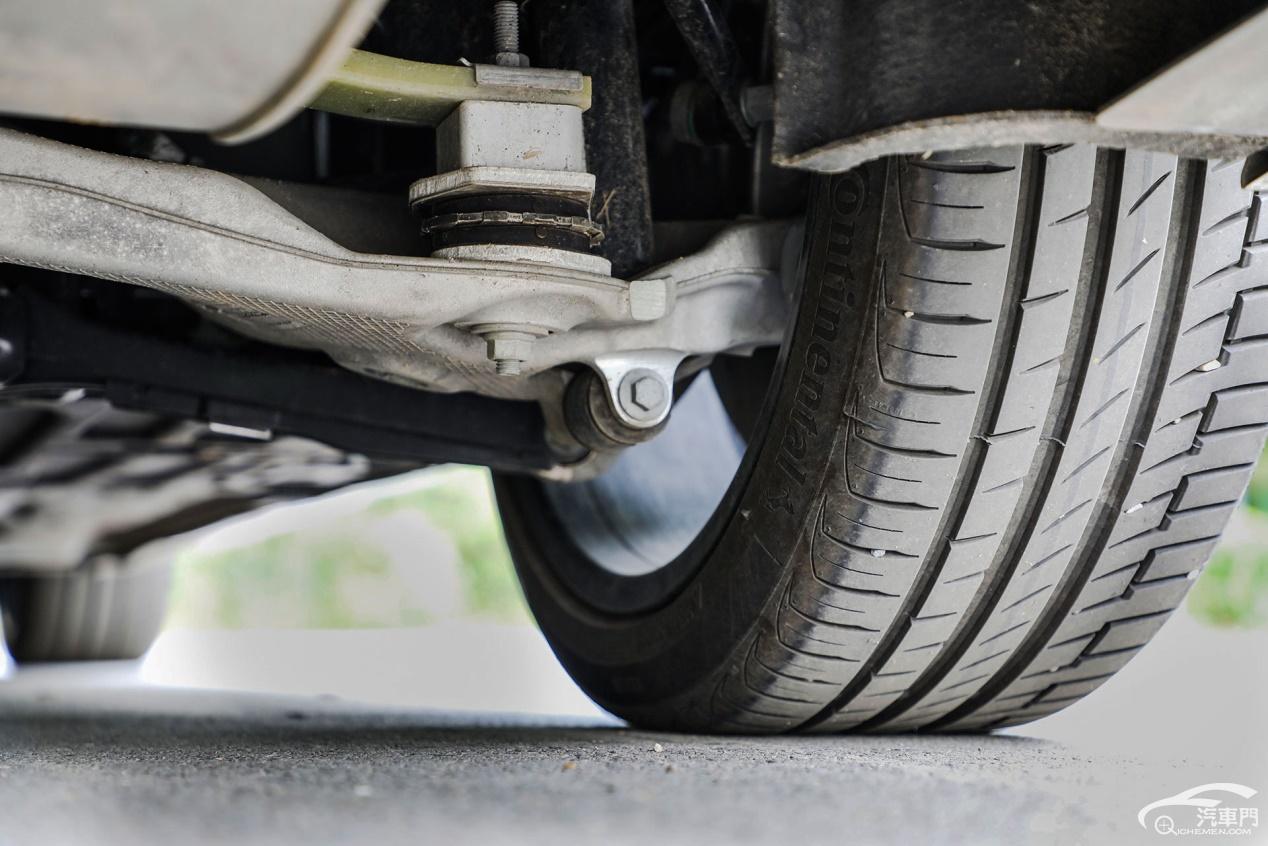 沃尔沃瓦罐车v60和v90,自驾游沃尔沃v60旅行版瓦罐