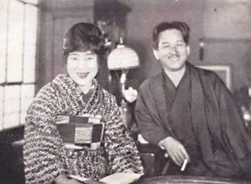 《老妓抄》：老妇人圈养年轻男子的故事，道尽了女*爱性**与欲的隐痛