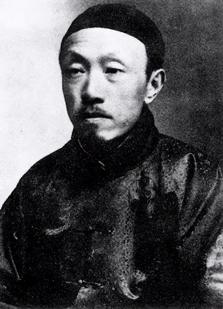 梁启超对联写法,梁启超对联的写法