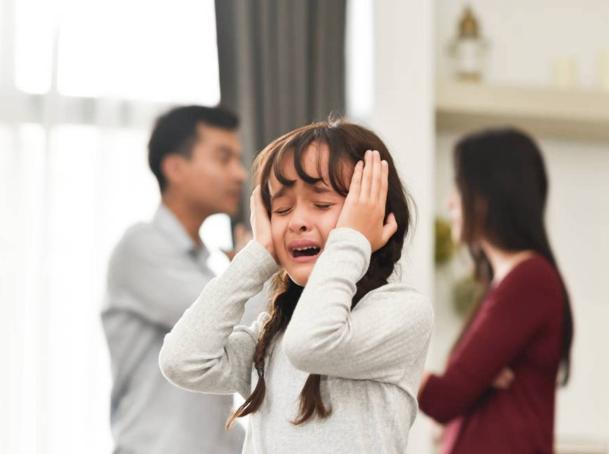 当代年轻人为什么离婚率越来越高,中国离婚率上升与婚姻新模式