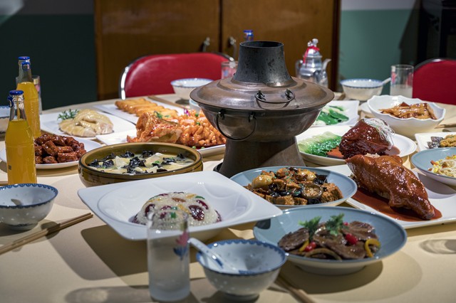 当年我顶班进供销社，弟弟妹妹不平衡，要把我4千退休金分走一半