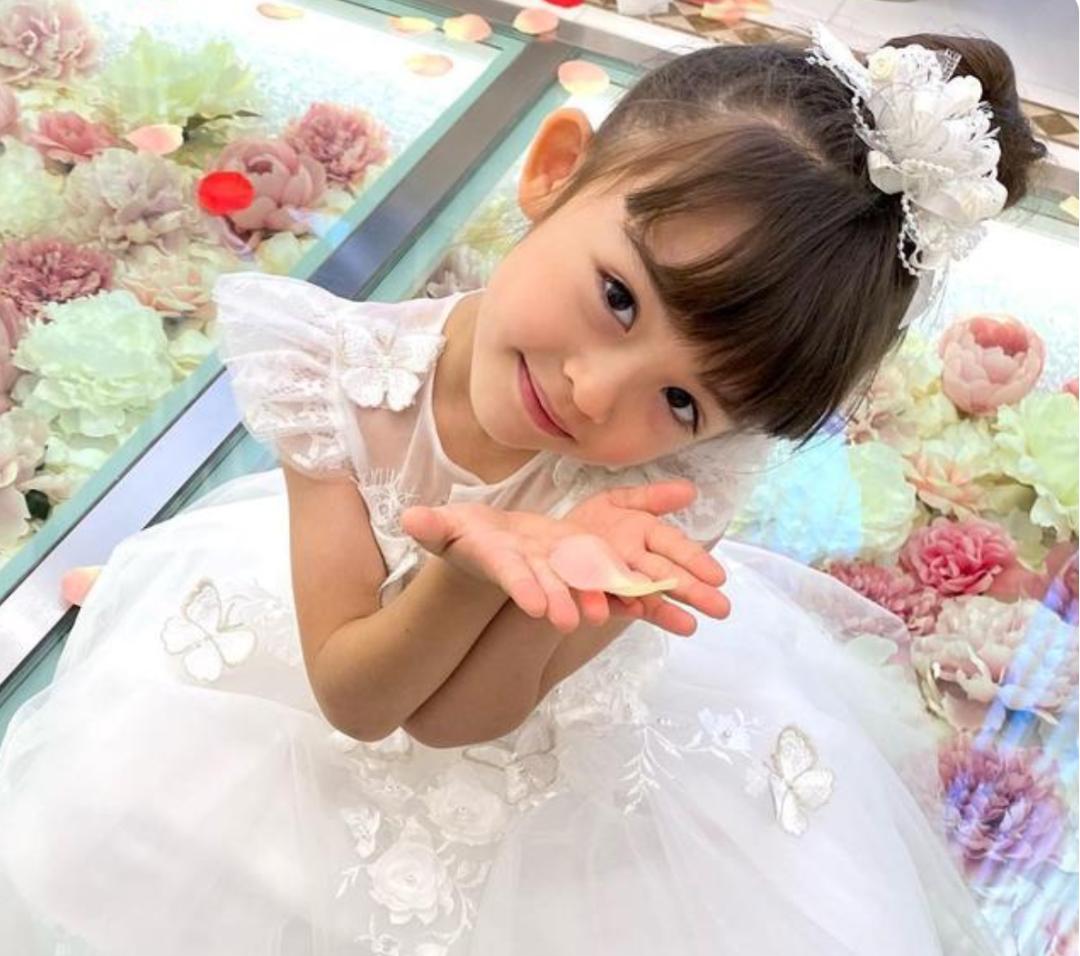 日本混血儿cos,六岁小姑娘cos花魁