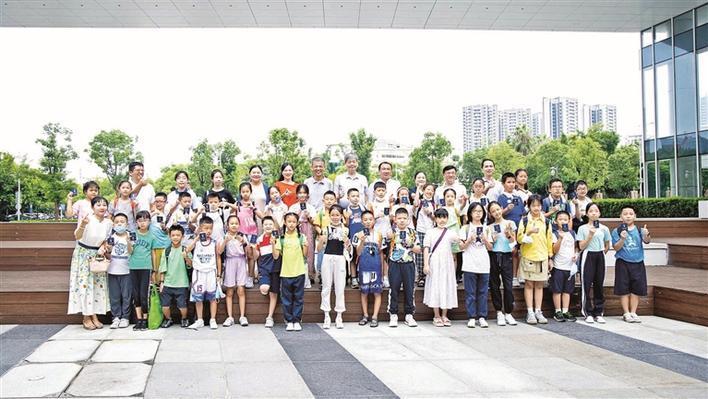 深圳光明：奋力书写“三地”建设文体实践精彩答卷