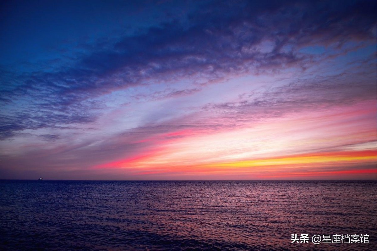 被人低估的狮子座,狮子座爱你的实际表现和内心表现