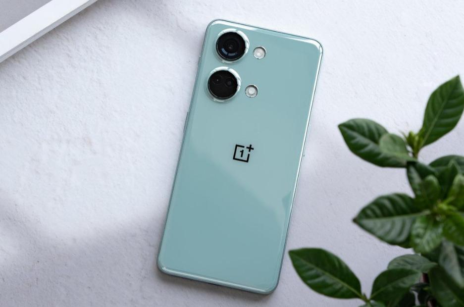 5月1000元左右的性价比手机,5月2千左右性价比超高的手机