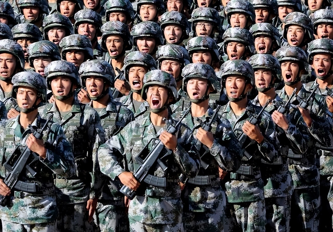 如今中国解放军一个师多少人,解放军一个师有多少人