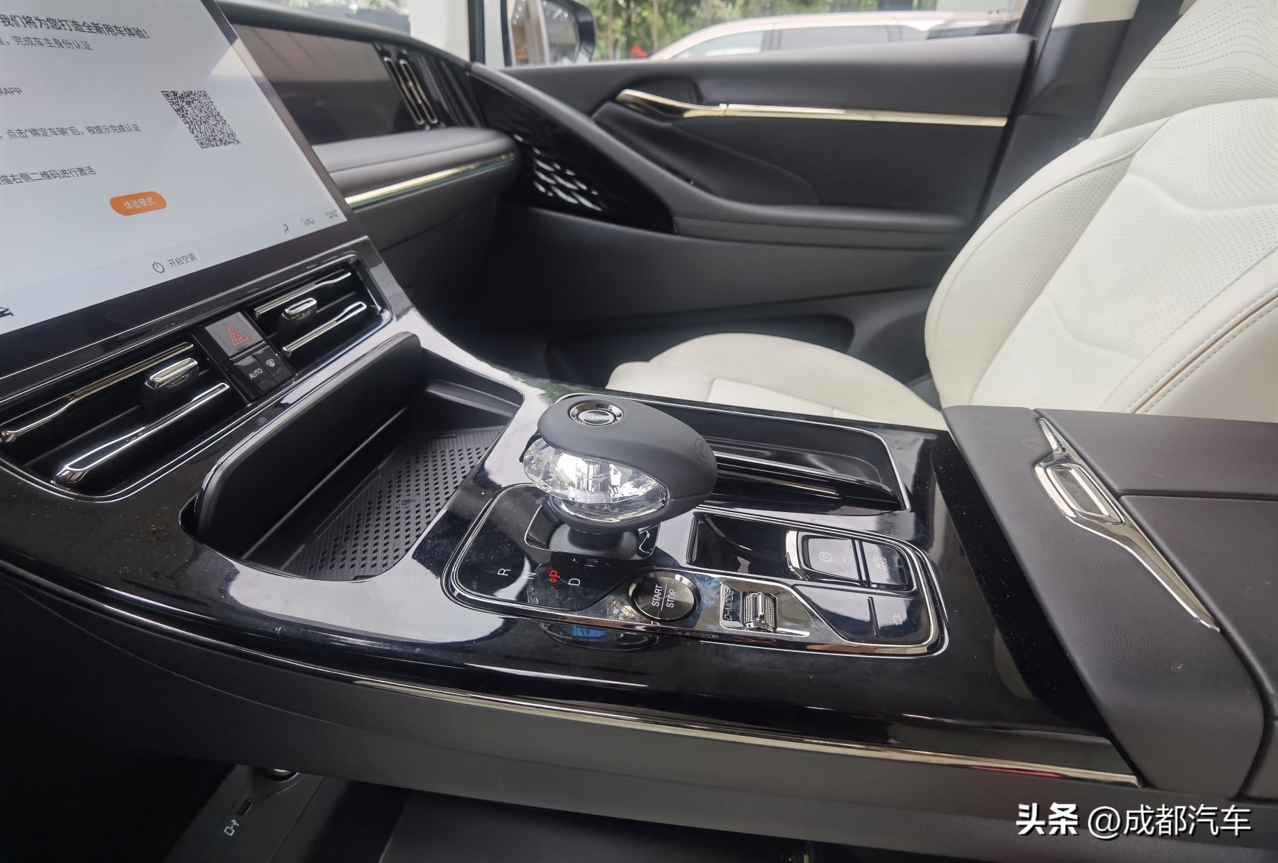 传祺e9腾势d9详细对比,传祺E9腾势D9测评视频