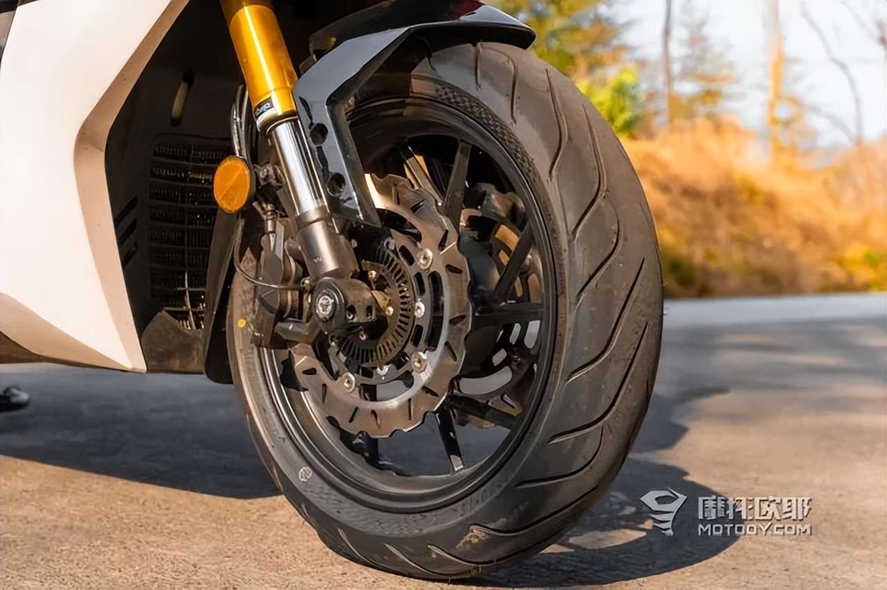 台荣捍卫者tr300t品质如何,台荣捍卫者tr300