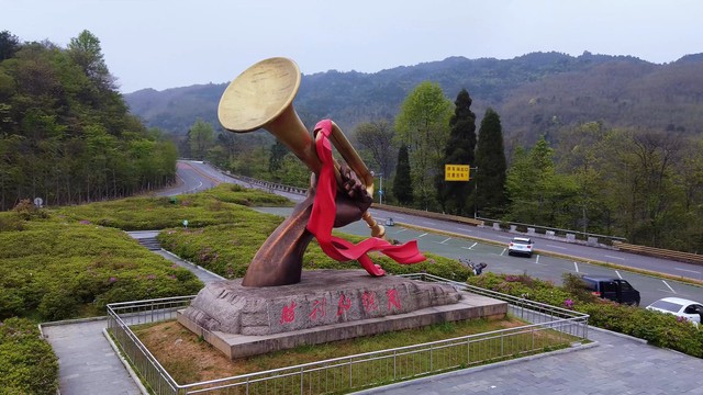 发小同学战友同事,战友和老同学谁的关系更靠谱