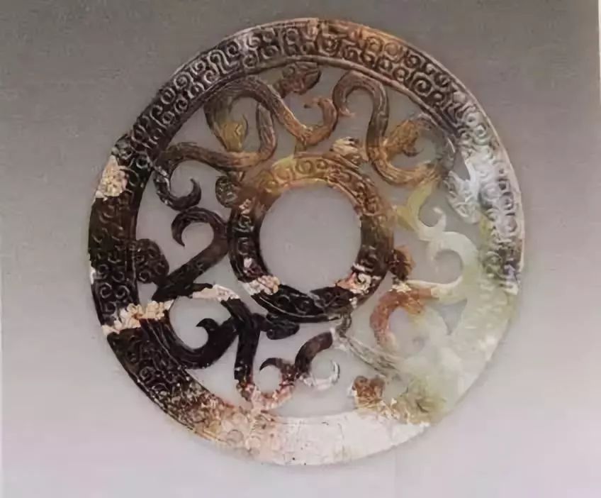 浅谈——鉴别古玉沁色