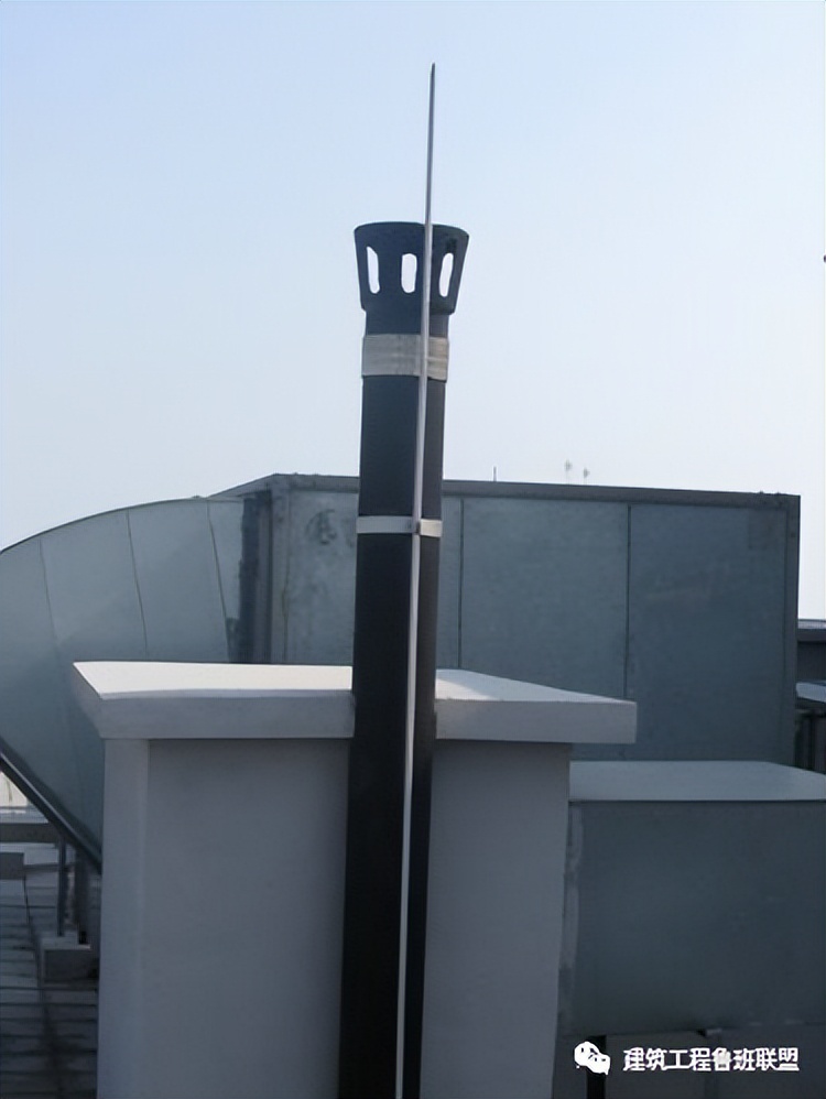 钢屋面避雷带做法,屋面避雷带新规范标准做法