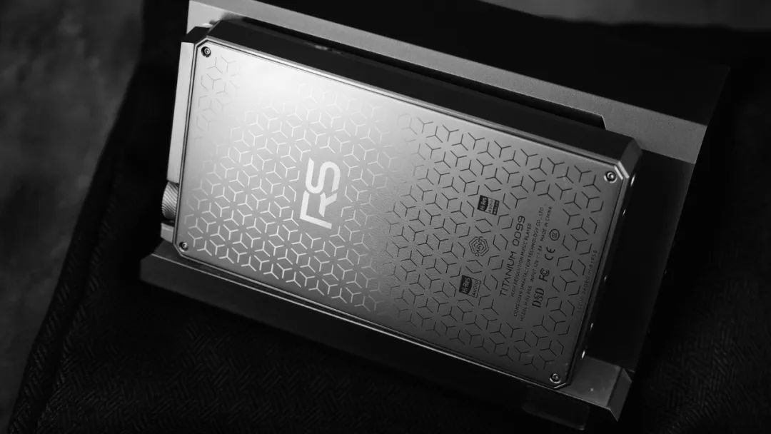 海贝rs8与艾利和sp3000对比,海贝r8和金砖评测