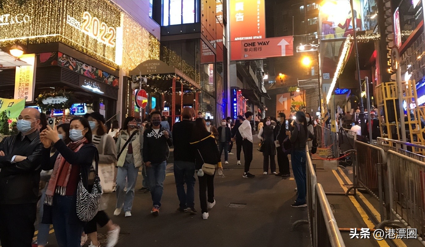 香港人挤爆深圳最爱去的地方,香港八卦中心在哪