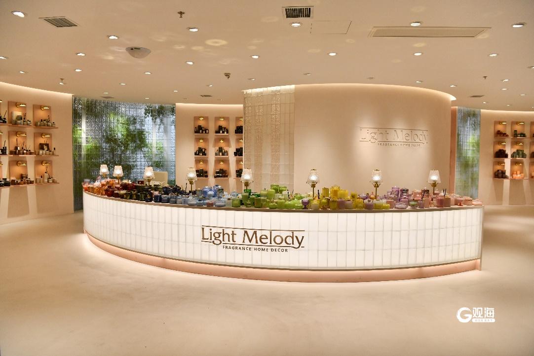 把握“Z世代”消费趋势，青岛金王以“场景式”研发设计积极“减龄”创新