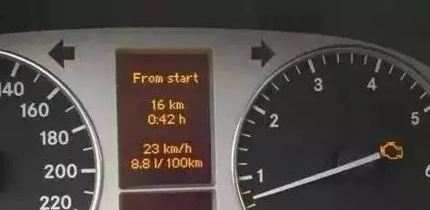 车上哪些灯亮起有危险,车上的危险信号灯有哪些