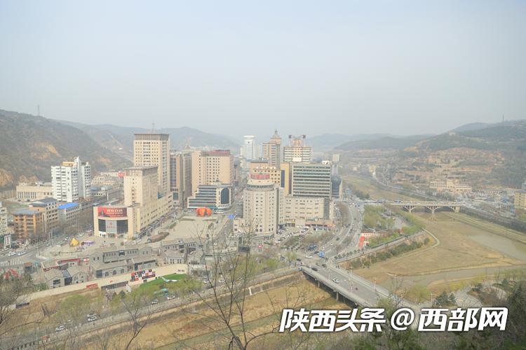 寻根人文初祖守护中华文脉丨追忆红色记忆在巍巍宝塔山见证初心