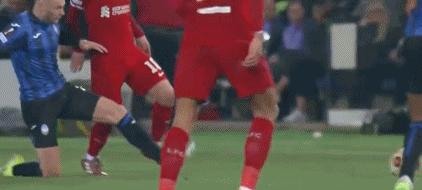 利物浦0-3惨败亚特兰大欧联杯,利物浦1-4不敌曼城克洛普