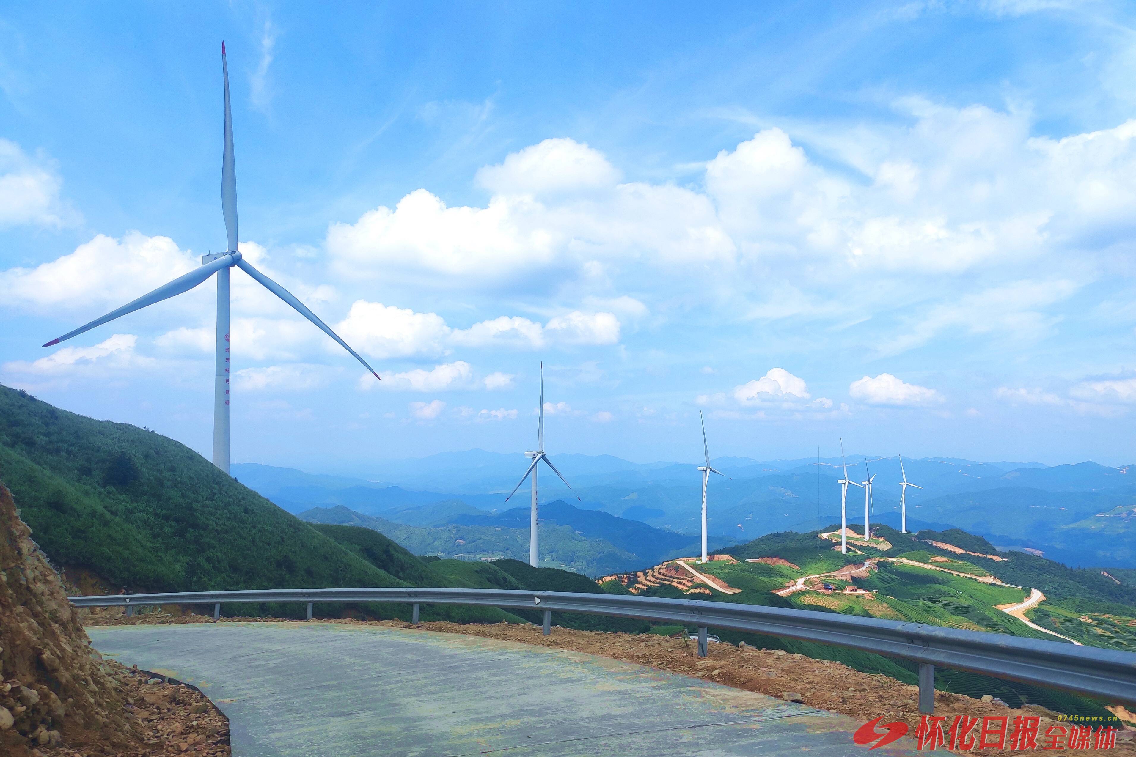 展现新作为开启新征程,展现新作为作出新贡献