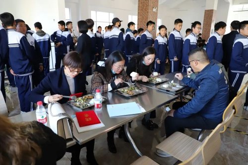 双减后初中你觉得轻松了吗,双减后孩子轻松了很多