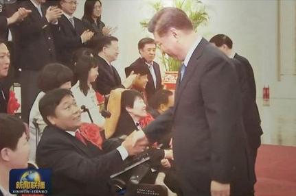 爬楼轮椅创业方案,轮椅青年电商创业