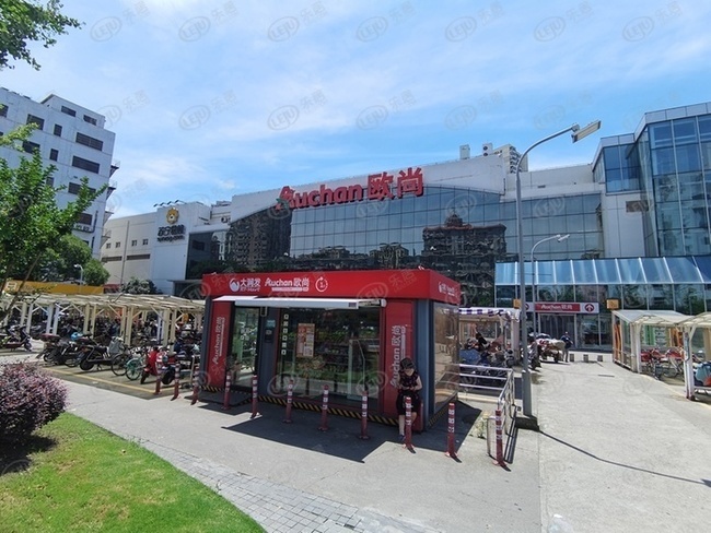 杨浦地铁周边一室一厅好房推荐,东外滩爱国里一房一价